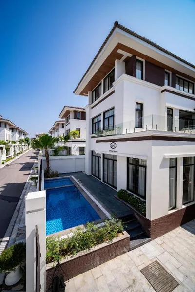 IDC White House Ha Long FLC Golf & Resort – Foto 4