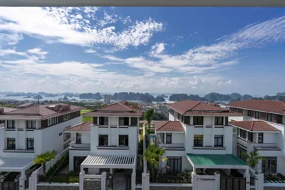 IDC White House Ha Long FLC Golf & Resort – Foto 14